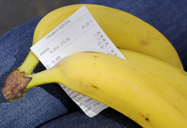 Килограм банана чак 180 динара!